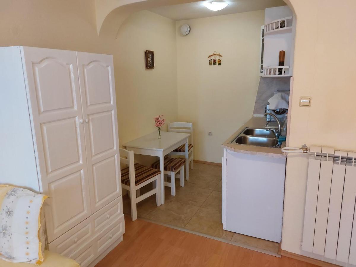 Primorski Briz Guest House Primorsko Bagian luar foto