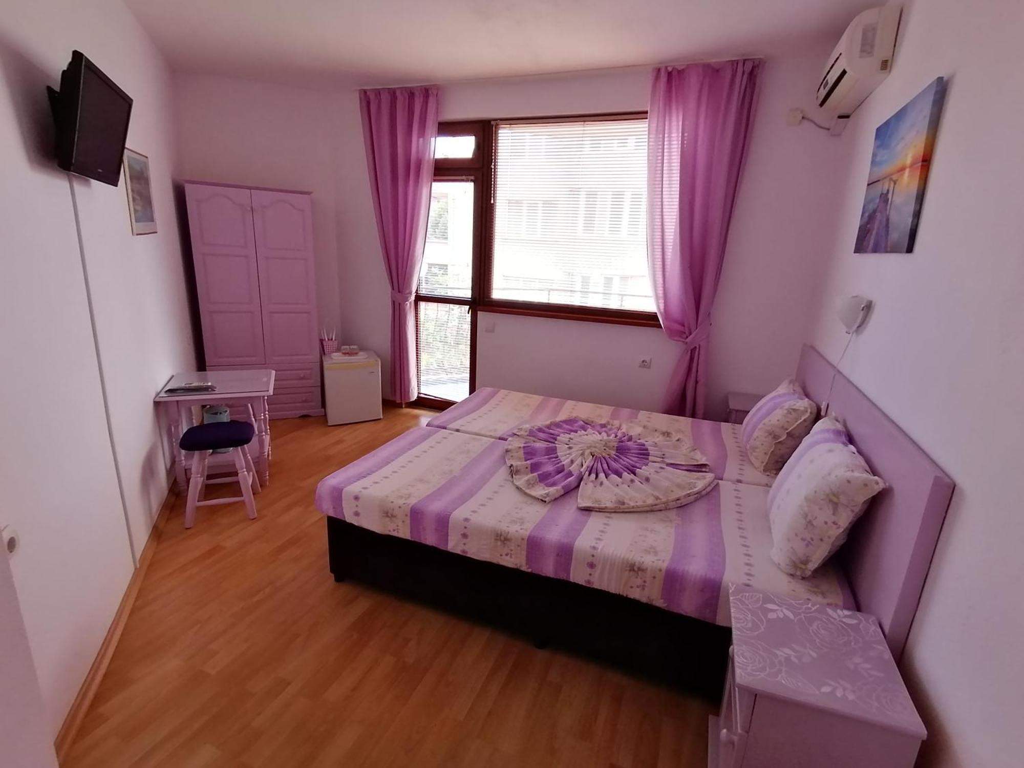 Primorski Briz Guest House Primorsko Bagian luar foto