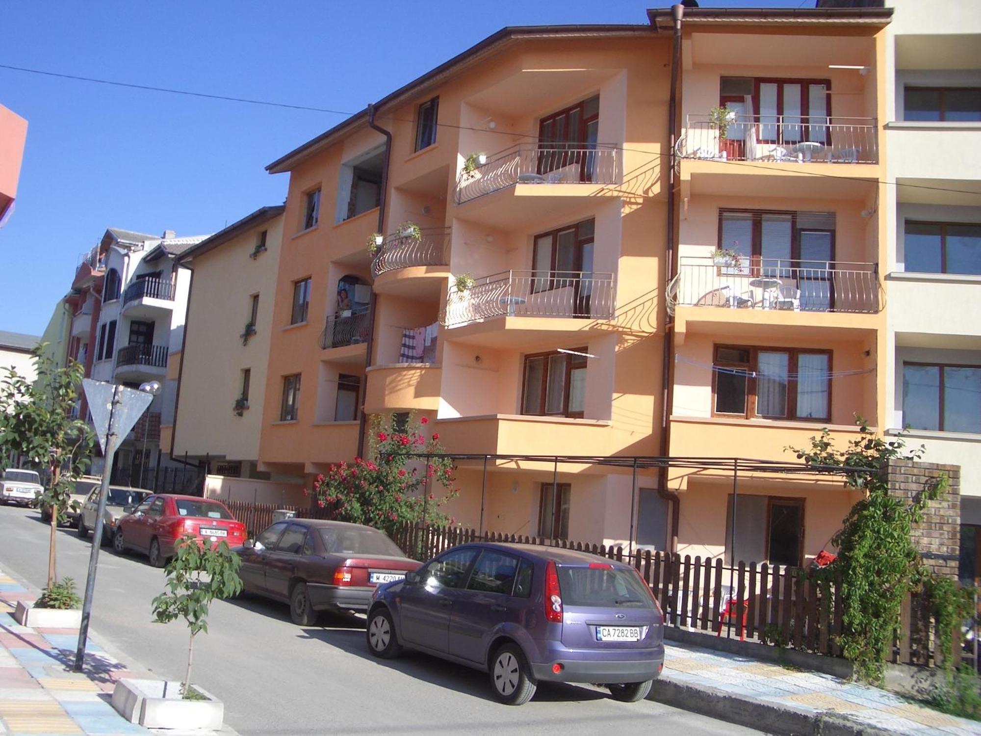 Primorski Briz Guest House Primorsko Bagian luar foto